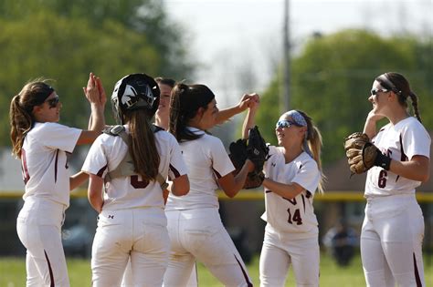 High School Softball .